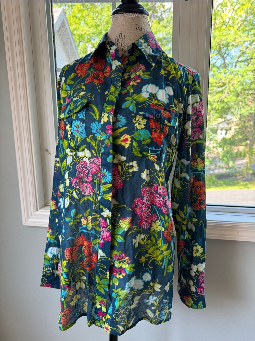 Magazine light weight cotton button down floral tunic EUC size M